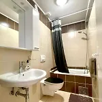 Mauro Sa Terasom Apartament *