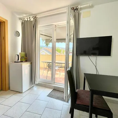 Apartament Mauro Sa Terasom Crikvenica