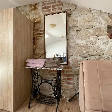 Mauro Sa Terasom Apartment